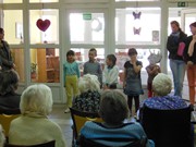 Návštěva  Domova důchodců Luštěnice